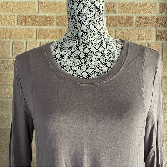 LOGO by Lori Goldstein Long Sleeve Flowy Tunic Size Medium - Picture 3 of 9